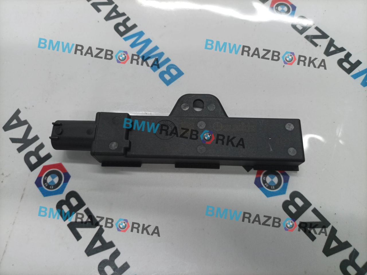 Антенна системы комфортного доступа BMW X5 G05 [рестайлинг] G05 2025, 3.0 л., B57 D30 B, дизель, АКПП, c35, внедорожник 5 дв., полный привод, 5A1D0B2, 62505A1D0B2