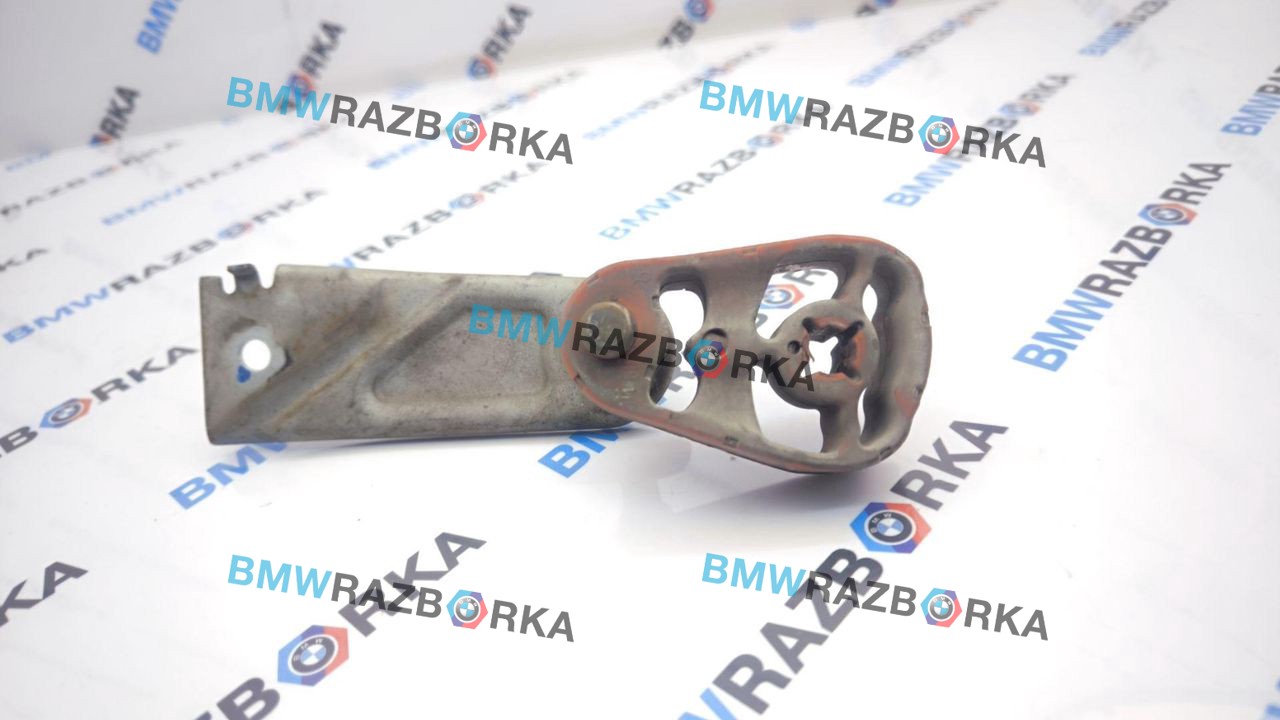 кронштейн глушителя BMW X6 E71 [рестайлинг] E71 2012, 3.0 л., N57 D30 C, дизель, АКПП, 475, внедорожник 5 дв., полный привод, 18107583940, 7583940