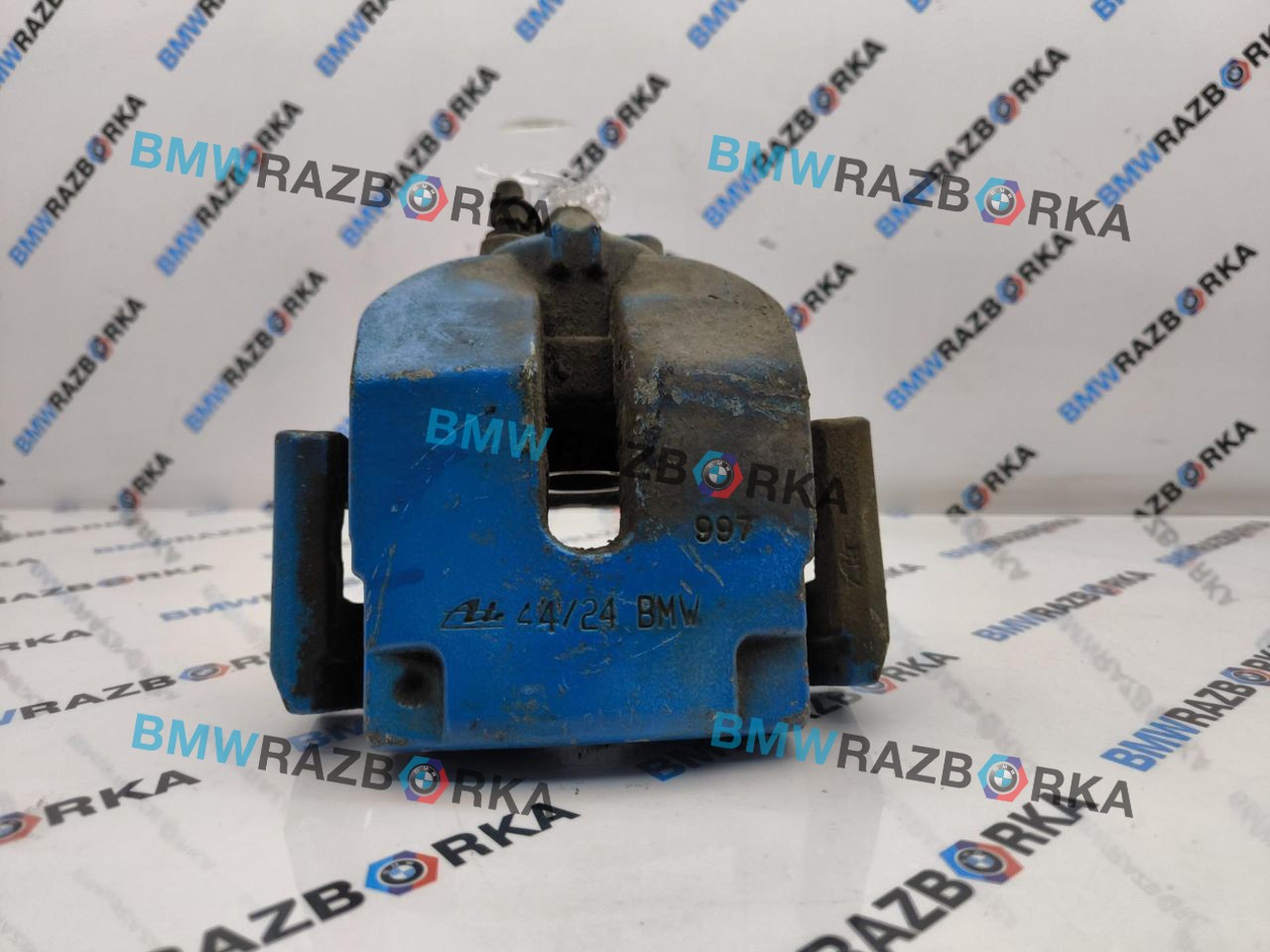 суппорт задний левый BMW X6 F16 2015, 3.0 л., N57 D30 C, дизель, АКПП, a96, внедорожник 5 дв., полный привод