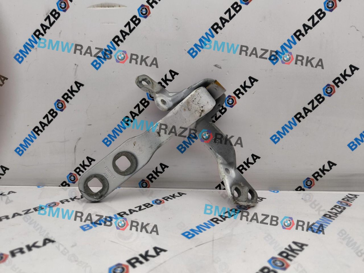 петля крышки багажника BMW X6 F16 2015, 3.0 л., N57 D30 C, дизель, АКПП, a96, внедорожник 5 дв., полный привод, 7318691