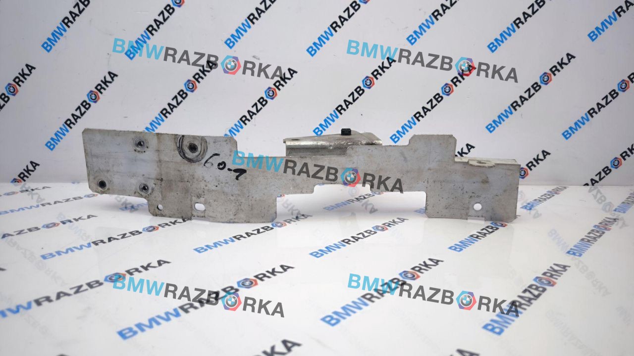 крепление фары правой BMW X6 F16 2015, 3.0 л., N57 D30 C, дизель, АКПП, a96, внедорожник 5 дв., полный привод, 7294492, 51647294492