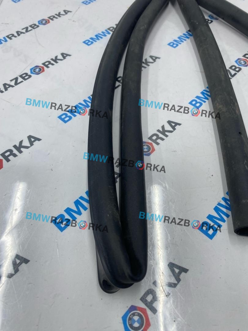 уплотнитель подкапотного пространства BMW X5 G05 [рестайлинг] G05 2025, 3.0 л., B57 D30 B, дизель, АКПП, c35, внедорожник 5 дв., полный привод, 51767418174, 7418174