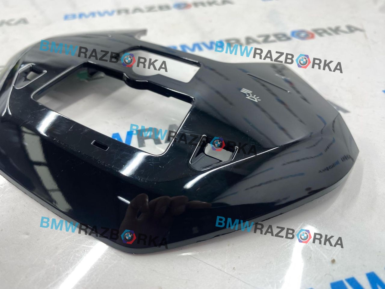 фонарь салона (плафон) BMW X3 G45 2025, 2.0 л., B48B20P, бензин, АКПП, c4f, внедорожник 5 дв., полный привод, 5B5F9A4