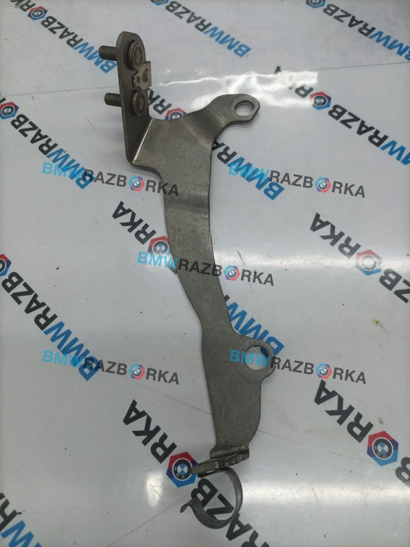 кронштейн глушителя BMW X5 G05 2021, 4.0 л., B58B30C, гибрид, АКПП, 475 black-sapphire metallic, внедорожник 5 дв., полный привод, 9468575