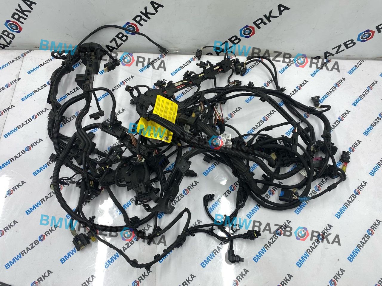 проводка двигателя BMW 1 серия F20/F21 [2-й рестайлинг] F20 2019, 3.0 л., i, B58 B30 A, бензин, АКПП, купе, задний привод, правый руль, 5A7E600, 8631668, 8631670