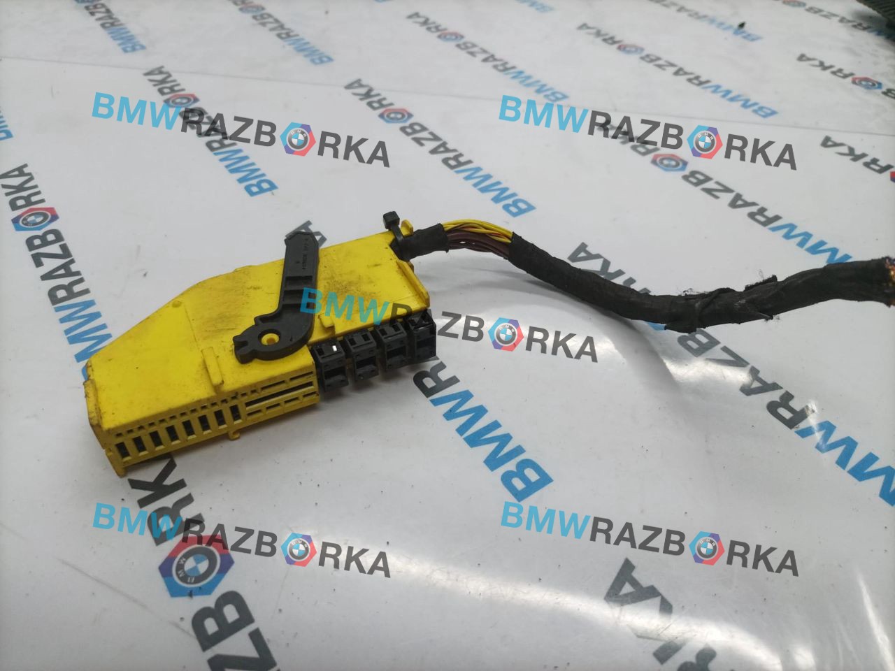 разъем (фишка) проводки BMW X5 G05 [рестайлинг] G05 2025, 3.0 л., B57 D30 B, дизель, АКПП, a96, внедорожник 5 дв., полный привод, 9328853