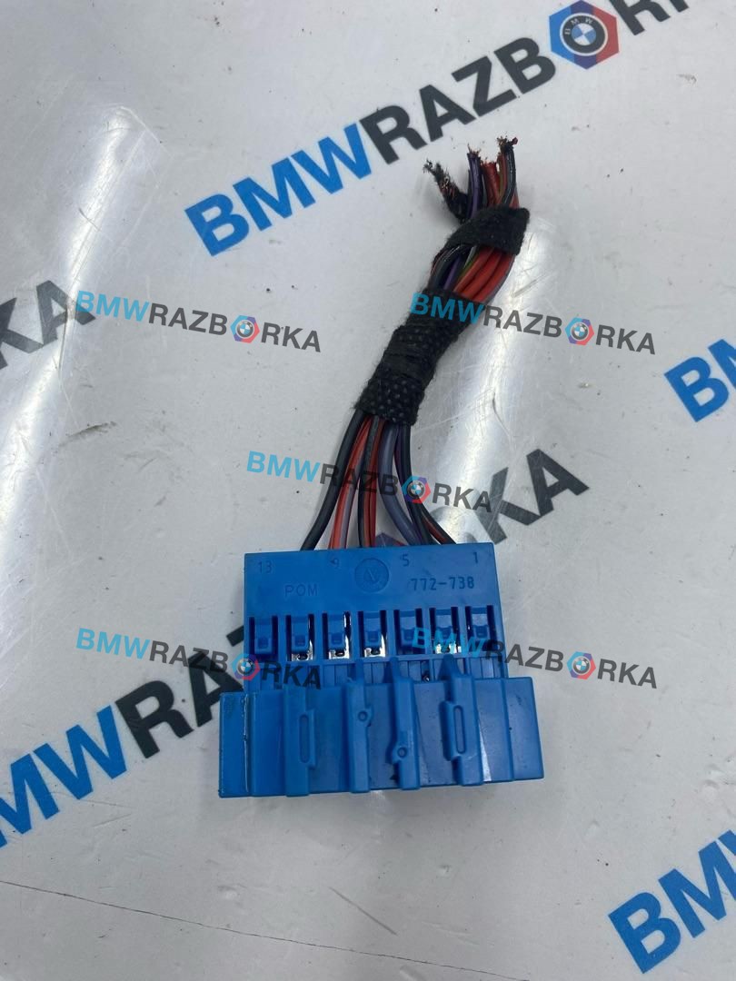 разъем (фишка) проводки Mercedes-Benz V-Класс W447 [рестайлинг] W447 2024, 2.0 л., OM 654.920, дизель, АКПП, черный обсидиан металлик mb 9197, микроавтобус, задний привод, A0415456728