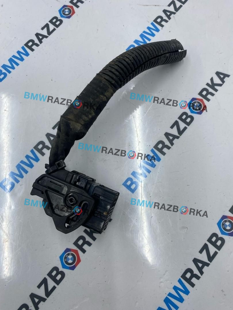 разъем (фишка) проводки Mercedes-Benz V-Класс W447 [рестайлинг] W447 2024, 2.0 л., OM 654.920, дизель, АКПП, черный обсидиан металлик mb 9197, микроавтобус, задний привод