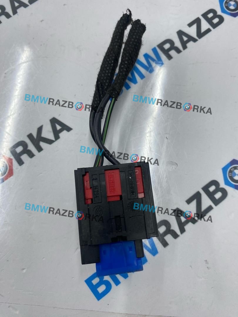 разъем (фишка) проводки Mercedes-Benz V-Класс W447 [рестайлинг] W447 2024, 2.0 л., OM 654.920, дизель, АКПП, черный обсидиан металлик mb 9197, микроавтобус, задний привод, A0025451101