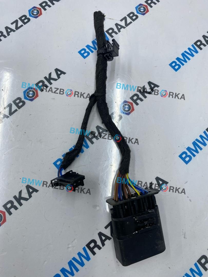 разъем (фишка) проводки Mercedes-Benz V-Класс W447 [рестайлинг] W447 2024, 2.0 л., OM 654.920, дизель, АКПП, черный обсидиан металлик mb 9197, микроавтобус, задний привод, A0555452928, A2105456328