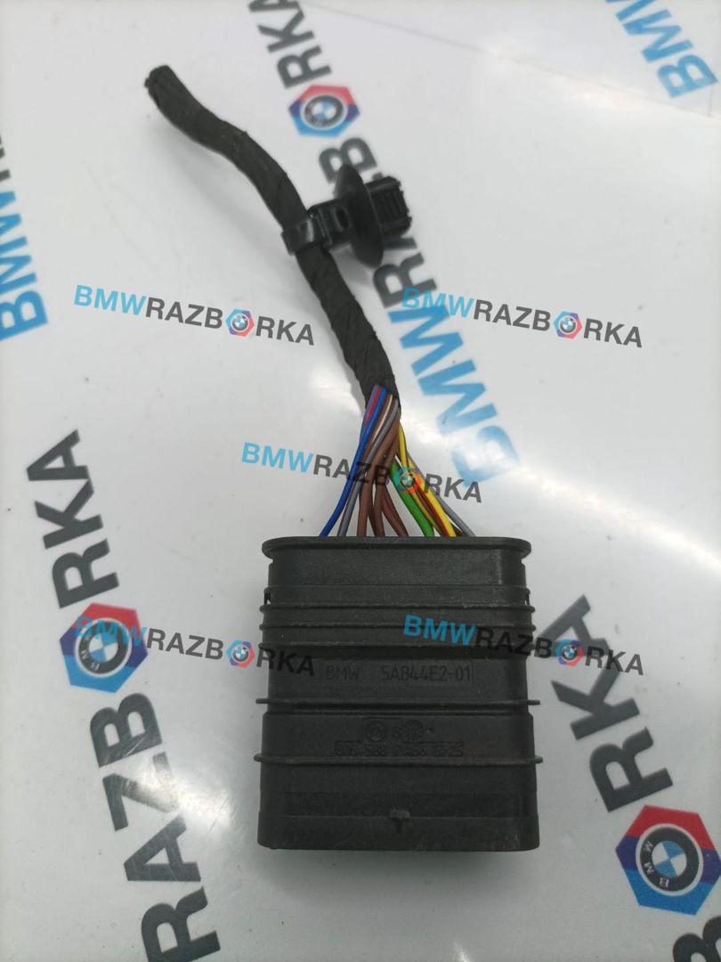 разъем (фишка) проводки BMW i7 G70/G71 2024, электро, АКПП, c3z, седан, задний привод, правый руль, 5A844E2