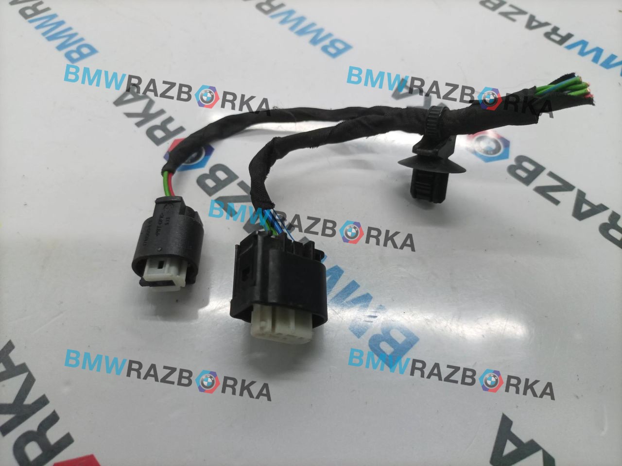 разъем (фишка) проводки BMW i7 G70/G71 2024, электро, АКПП, c3z, седан, задний привод, правый руль, 1718555, 968913