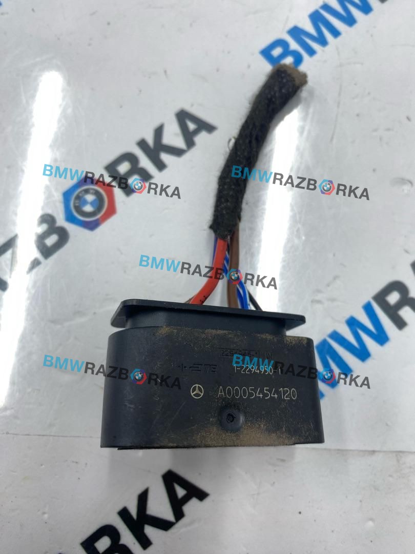 разъем (фишка) проводки Mercedes-Benz V-Класс W447 [рестайлинг] W447 2024, 2.0 л., OM 654.920, дизель, АКПП, черный обсидиан металлик mb 9197, микроавтобус, задний привод, A0005454120