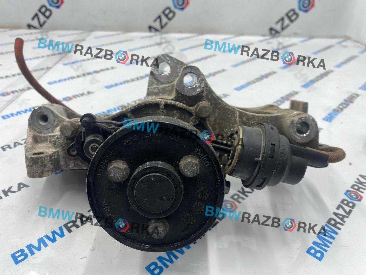 помпа BMW 3 серия F30/F31 [рестайлинг] F30 2017, 2.0 л., i, B48 B20 A, бензин, МКПП, 475, седан, задний привод, правый руль, 7644809