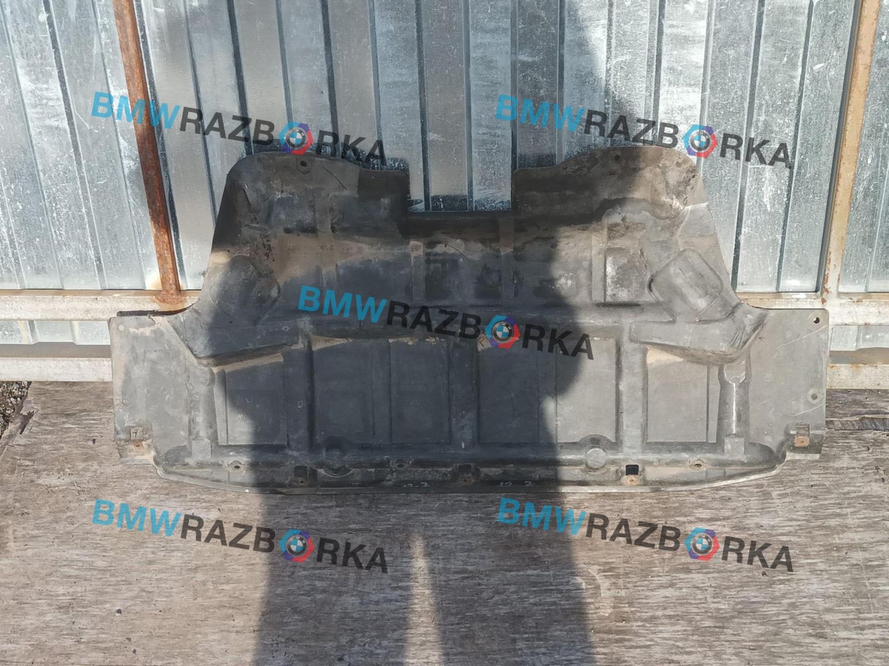 защита двигателя BMW X5 E53 2002, 3.0 л., 8402436
