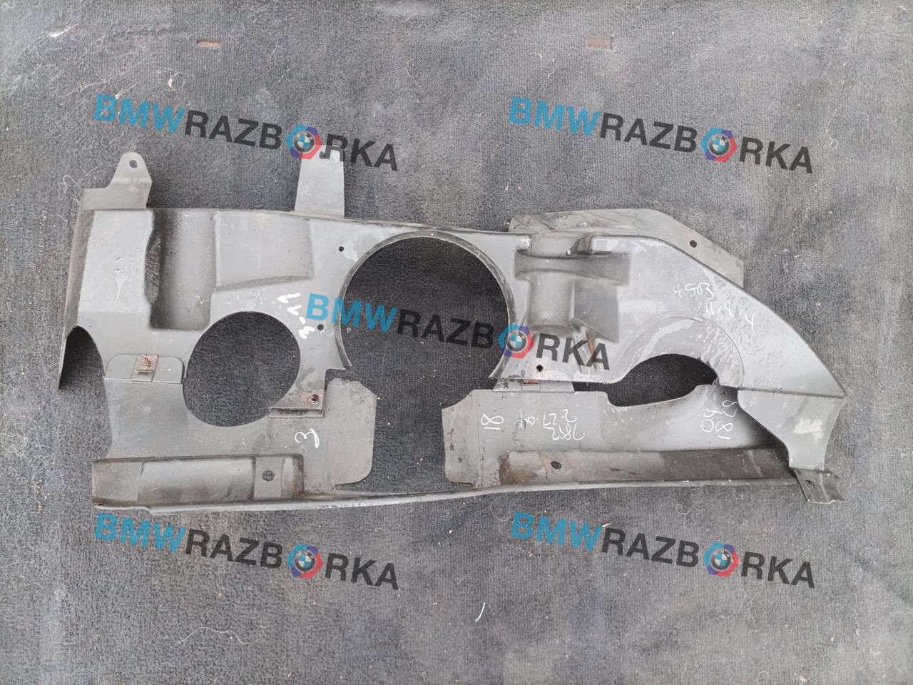 кожух (защита) рулевого механизма BMW X5 E53 2002, 3.0 л., M57 D30 (306D1), дизель, АКПП, внедорожник 5 дв., 7012076, 7012078