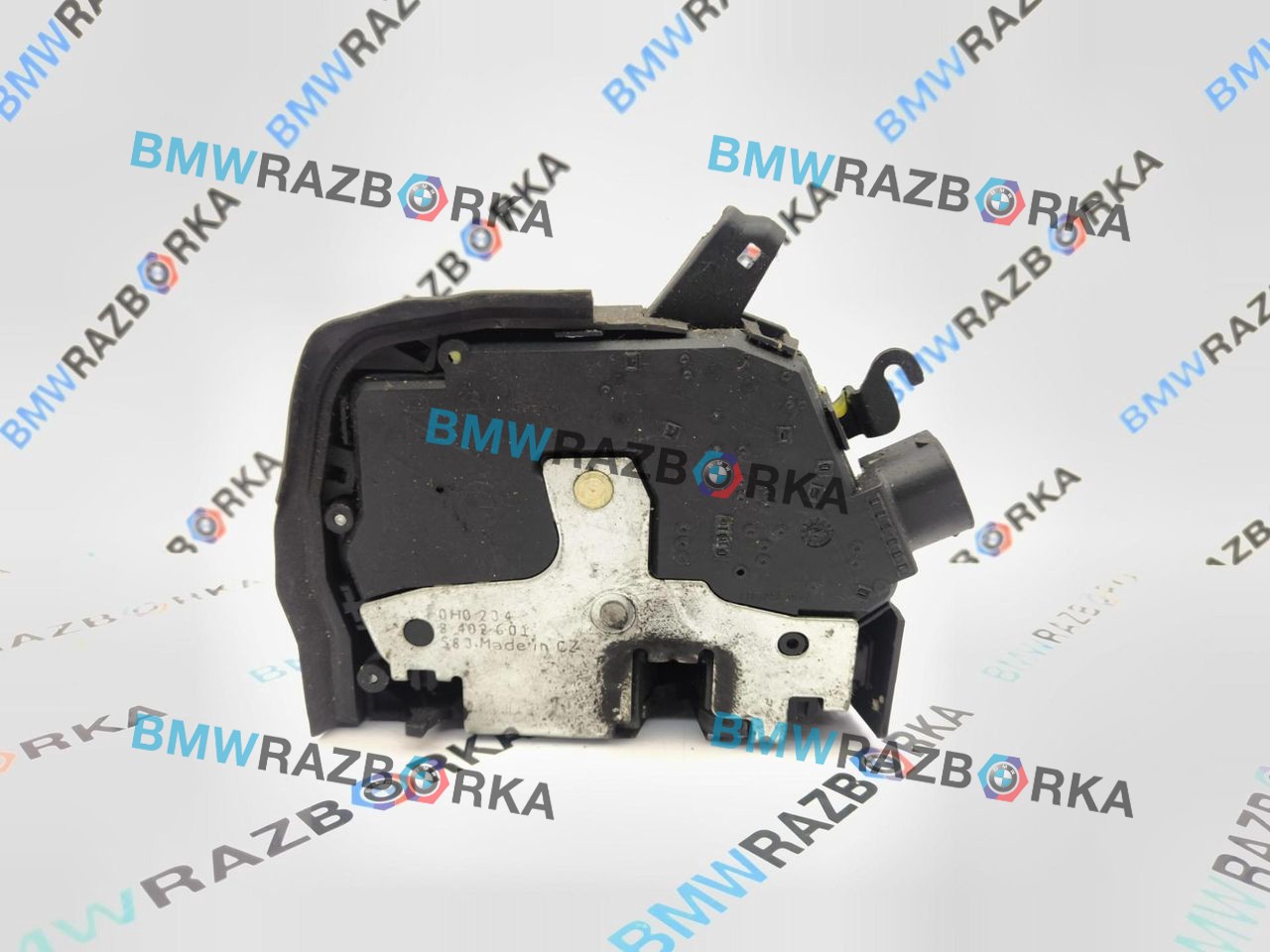 замок двери задней левой BMW X5 E53 2001, 3.0 л., M57 D30 (306D1), дизель, внедорожник 5 дв., 8402601