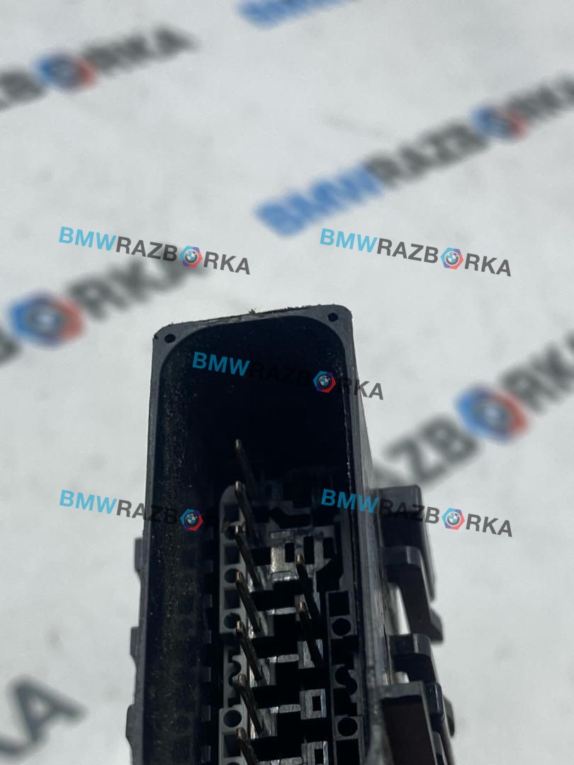разъем (фишка) проводки BMW i8 I12 2015, 1.5 л., B38 K15 A, бензин, 7590364