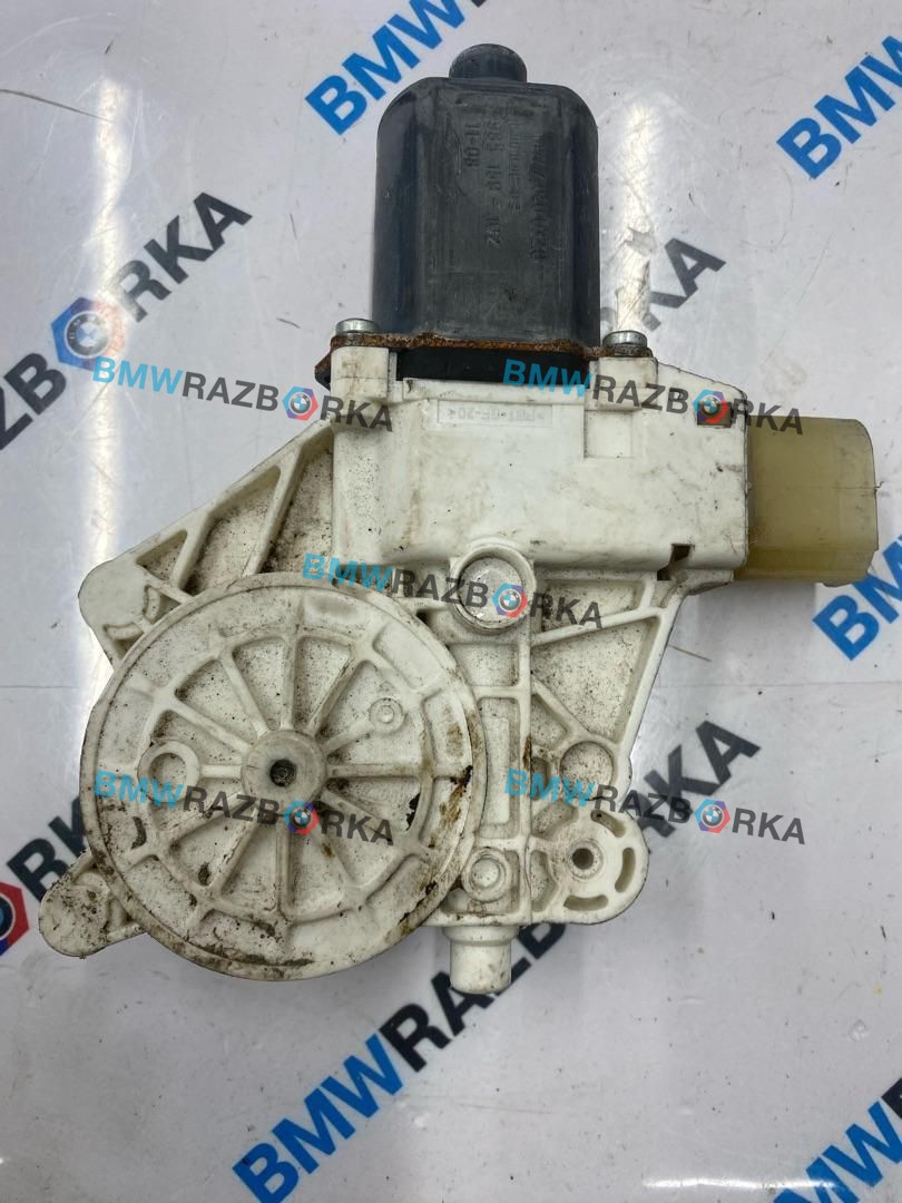 моторчик стеклоподъемника задний правый BMW 7 серия F01/F02 2010, 3.0 л., дизель, 7046032