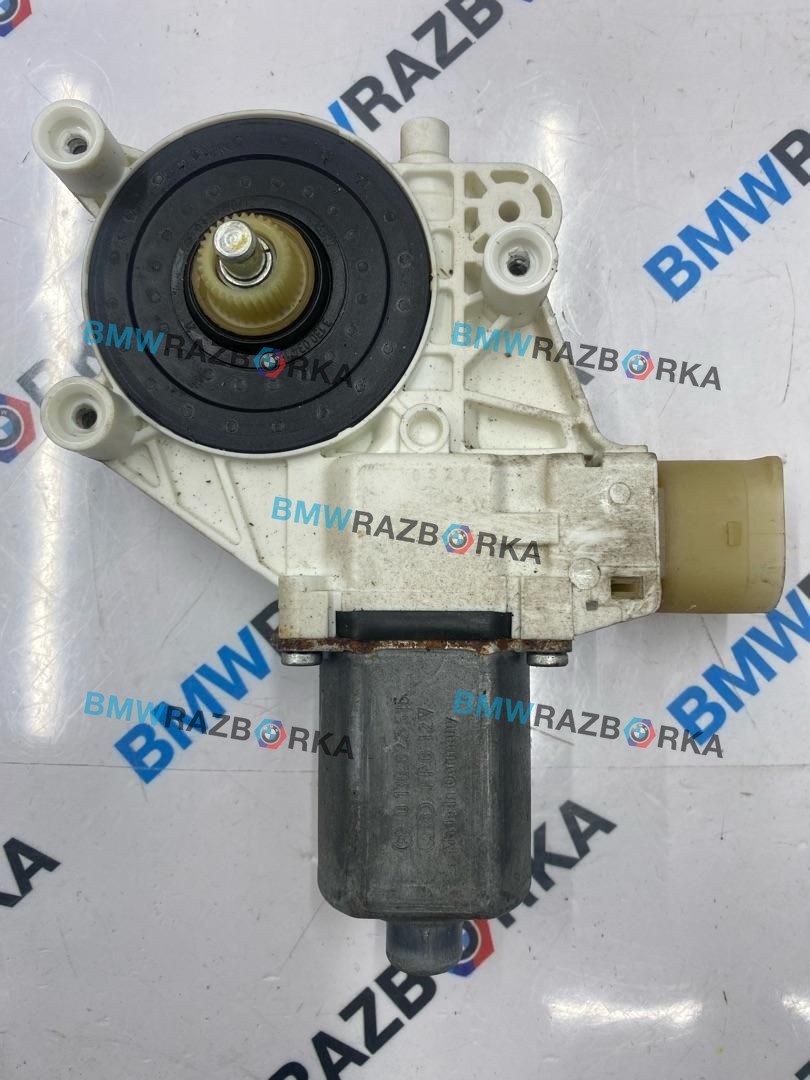 моторчик стеклоподъемника задний правый BMW 7 серия F01/F02 2010, 3.0 л., дизель, 7046032