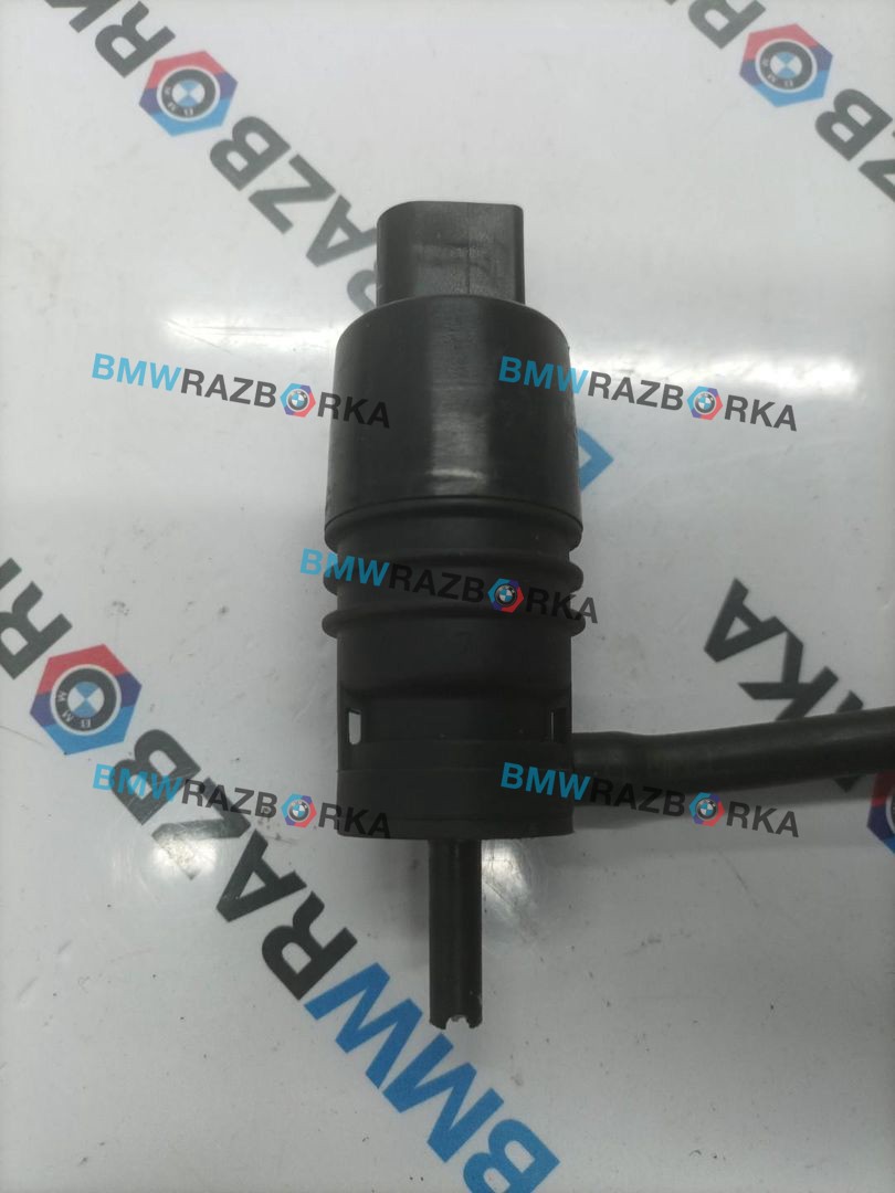 насос (моторчик) омывателя стекла BMW 5 серия F07/F10/F11 [рестайлинг] F11 2013, 2.0 л., дизель, универсал, 8362154