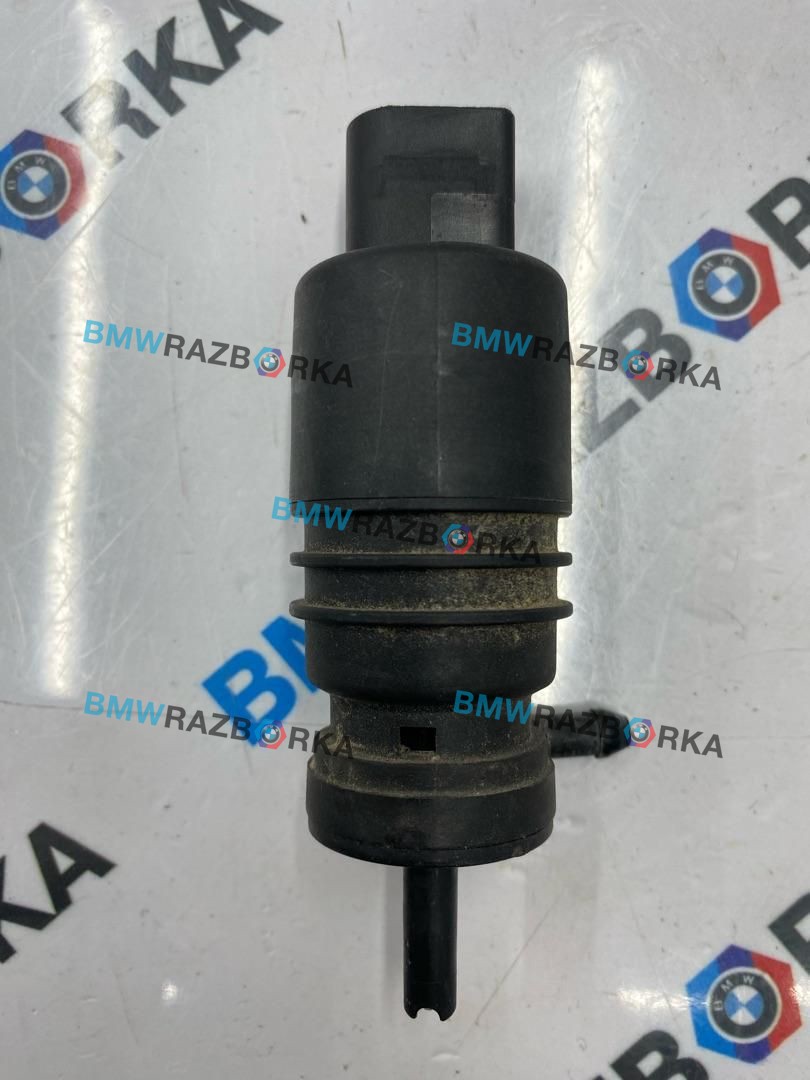 насос (моторчик) омывателя стекла BMW 5 серия F07/F10/F11 [рестайлинг] F11 2013, 2.0 л., дизель, универсал, 8362154
