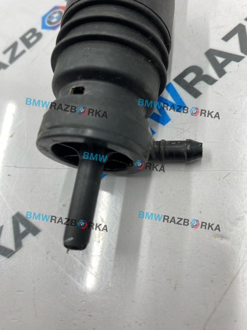 насос (моторчик) омывателя стекла BMW 5 серия F07/F10/F11 [рестайлинг] F11 2013, 2.0 л., дизель, универсал, 8362154