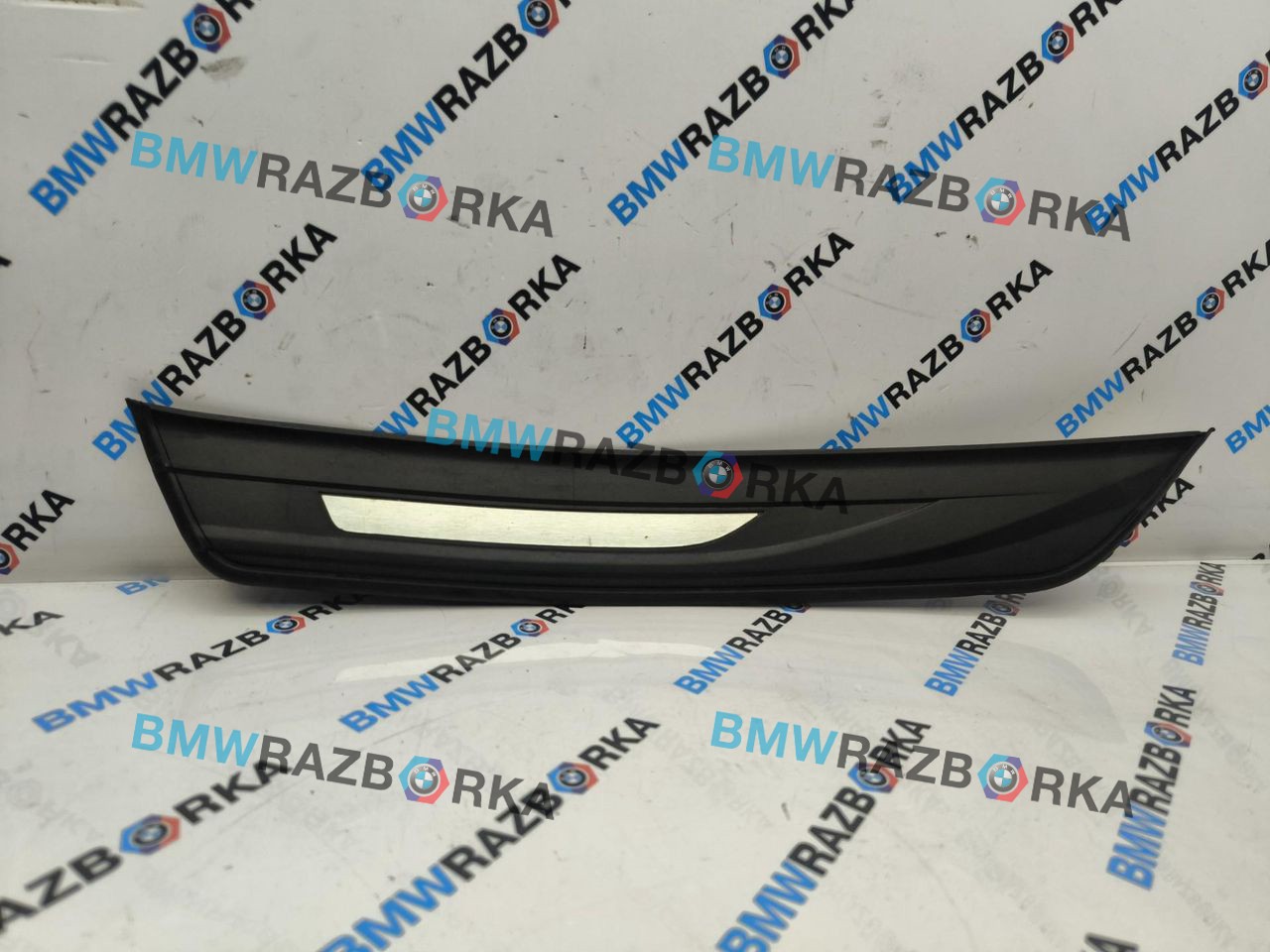 накладка на порог внутренняя BMW 5 серия F07/F10/F11 F10 2011, 3.0 л., N52N B30 A, бензин, АКПП, седан, 7203603