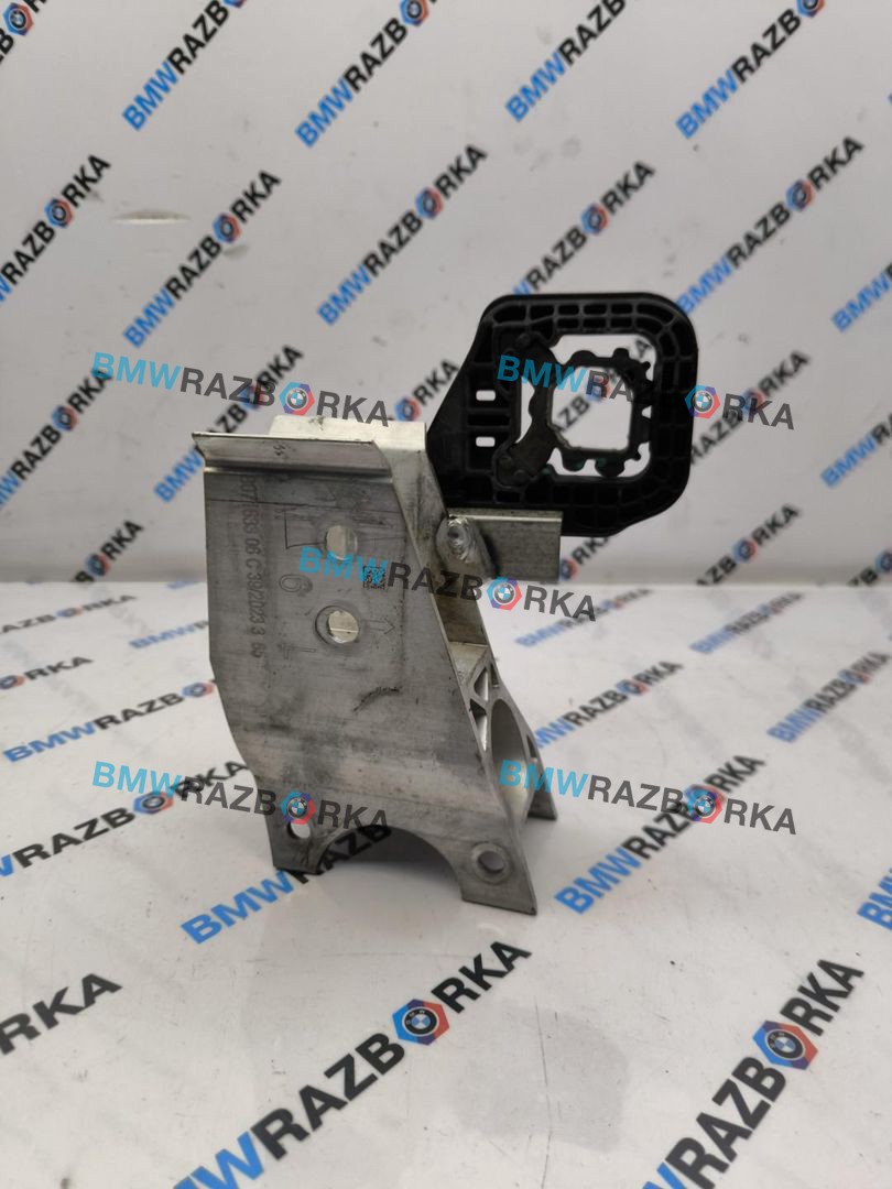 кронштейн радиатора BMW M2 G87 2024, S58B30A, АКПП, купе, задний привод, 9895623, 8071633