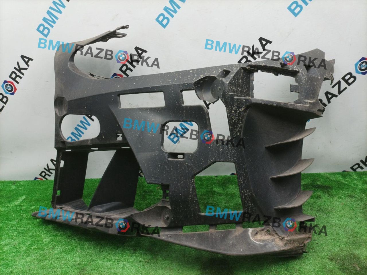 Крепление бампера переднего BMW M4 G82/G83 G83 2023, S58B30A, АКПП, c3z, кабриолет, полный привод, 8069415