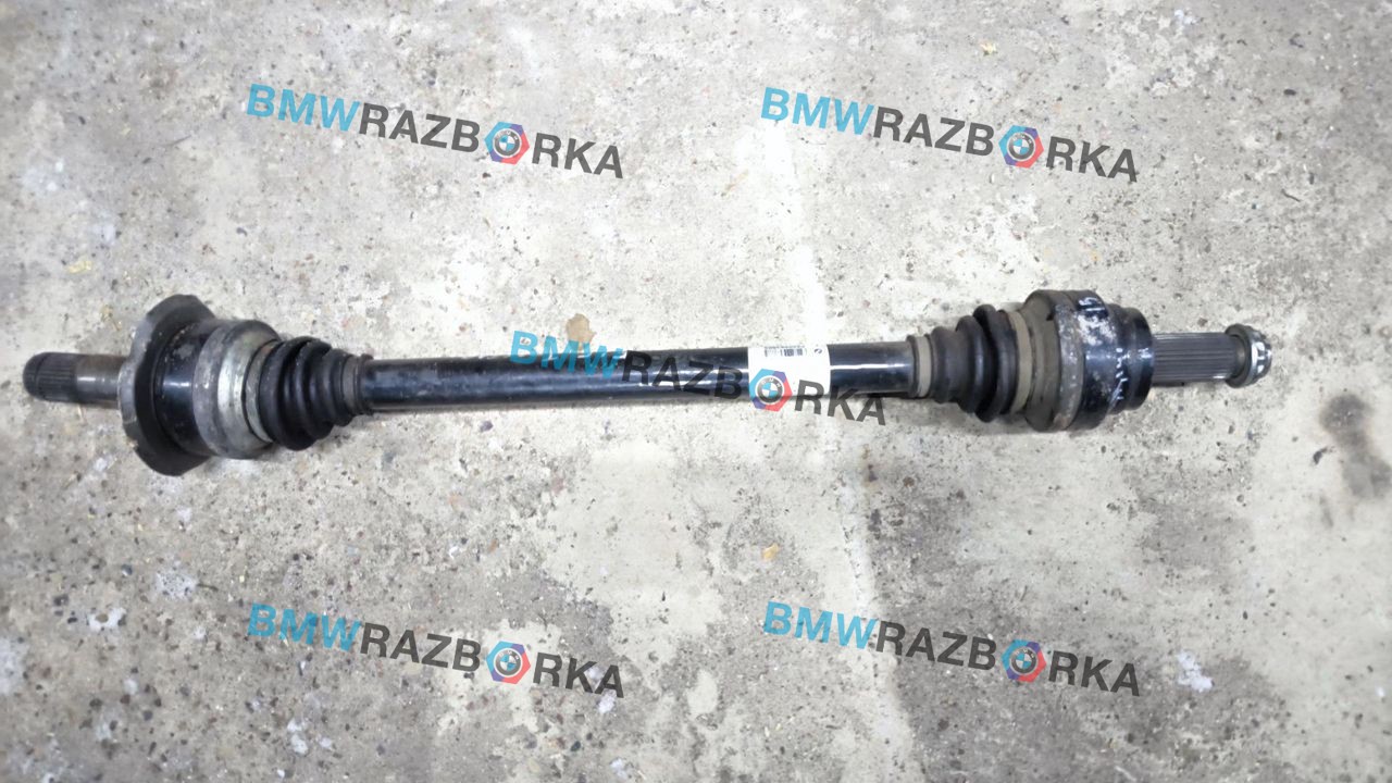 полуось задняя (приводной вал, ШРУС) BMW X5 F15 2017, 3.0 л., 8609839