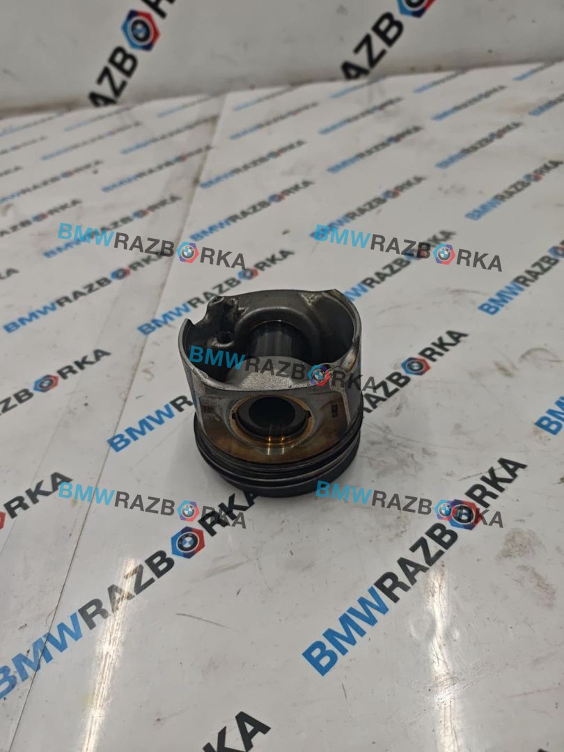 поршень BMW X5 G05 2021, 3.0 л., B57 D30 B, дизель, внедорожник 5 дв., 8477075