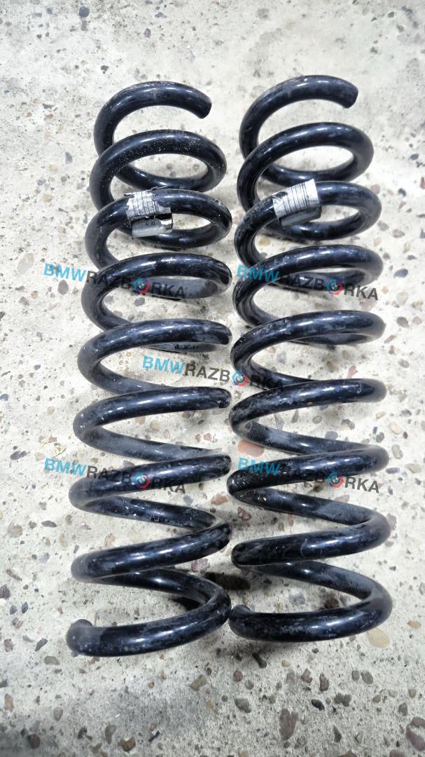 пружина задняя BMW 4 серия F32/F33 F32 2016, 3.0 л., N55 B30 A, бензин, АКПП, купе