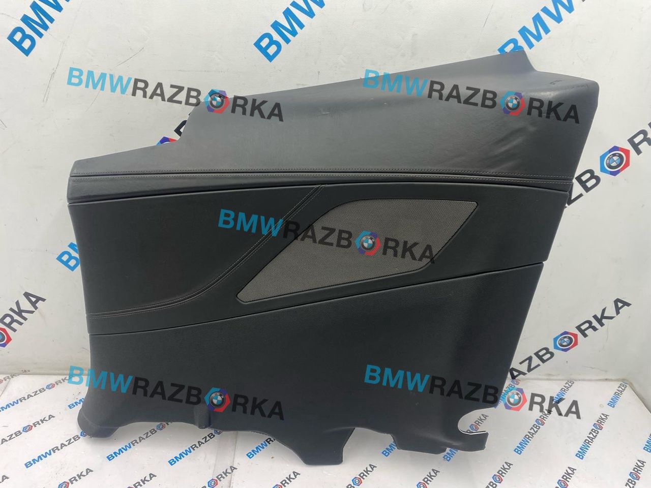 обшивка салона BMW 8 серия G14/G15 G15 2020, 3.0 л., бензин, black sapphire metallic (475), купе, задний привод