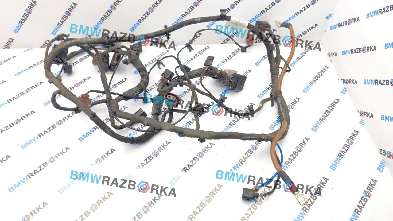 проводка двигателя Porsche Taycan 1 поколение 2022, электро, m7r, седан, полный привод, 9J1971772BD