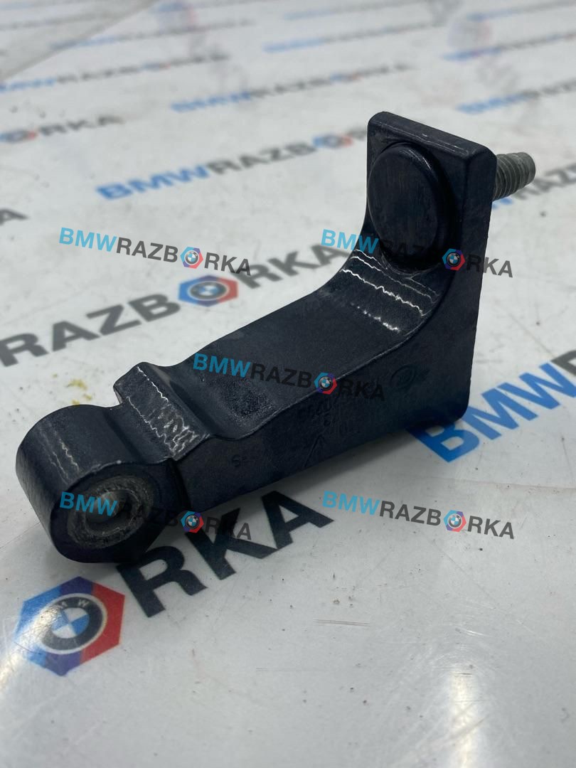петля двери Porsche Taycan 1 поколение 2022, электро, m7r, седан, полный привод, 9J1831410