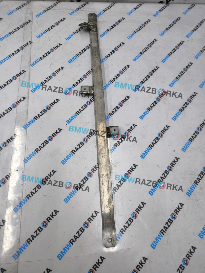 распорка кузова Porsche Taycan 1 поколение 2022, электро, седан, 9J1825137