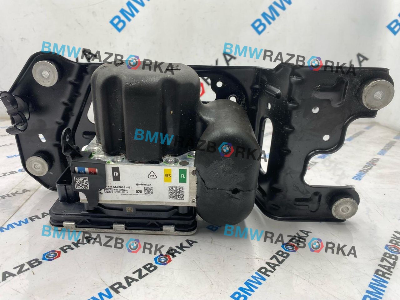 компрессор пневмоподвески BMW X6 G06 [рестайлинг] G06 2024, 3.0 л., B58B30P, бензин, АКПП, 416, внедорожник 5 дв., полный привод, 5A70699, 5A57843