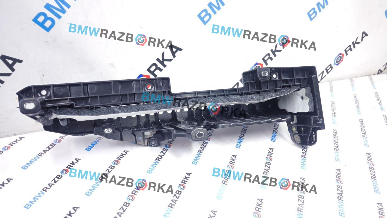 крепление шторки багажника левое BMW X6 G06 [рестайлинг] G06 2024, 3.0 л., B58B30P, бензин, АКПП, 416, внедорожник 5 дв., полный привод, 51477470969, 7470969