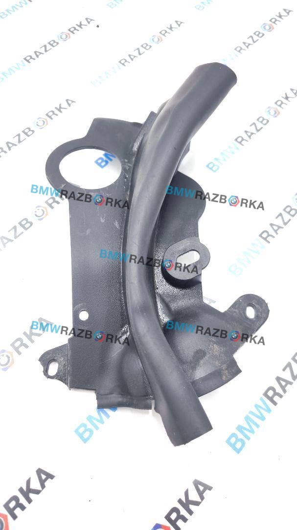 уплотнитель подкапотного пространства BMW M5 F90 2019, 4.4 л., S63 B44 B, бензин, АКПП, 475, седан, полный привод, 7349601