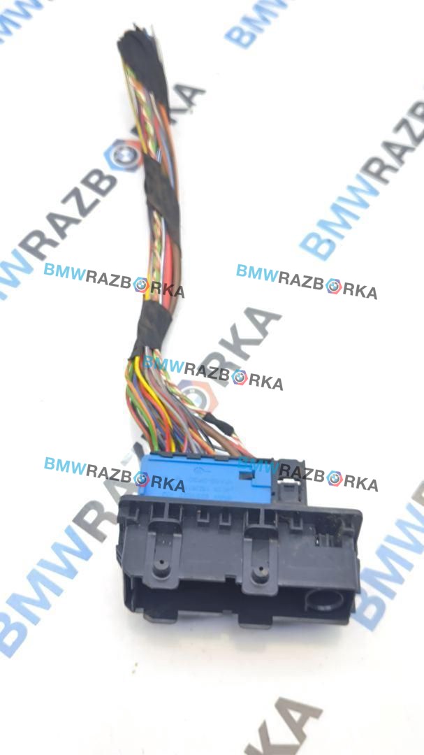 разъем (фишка) проводки BMW M5 F90 2019, 4.4 л., S63 B44 B, бензин, АКПП, 475, седан, полный привод, 9221027