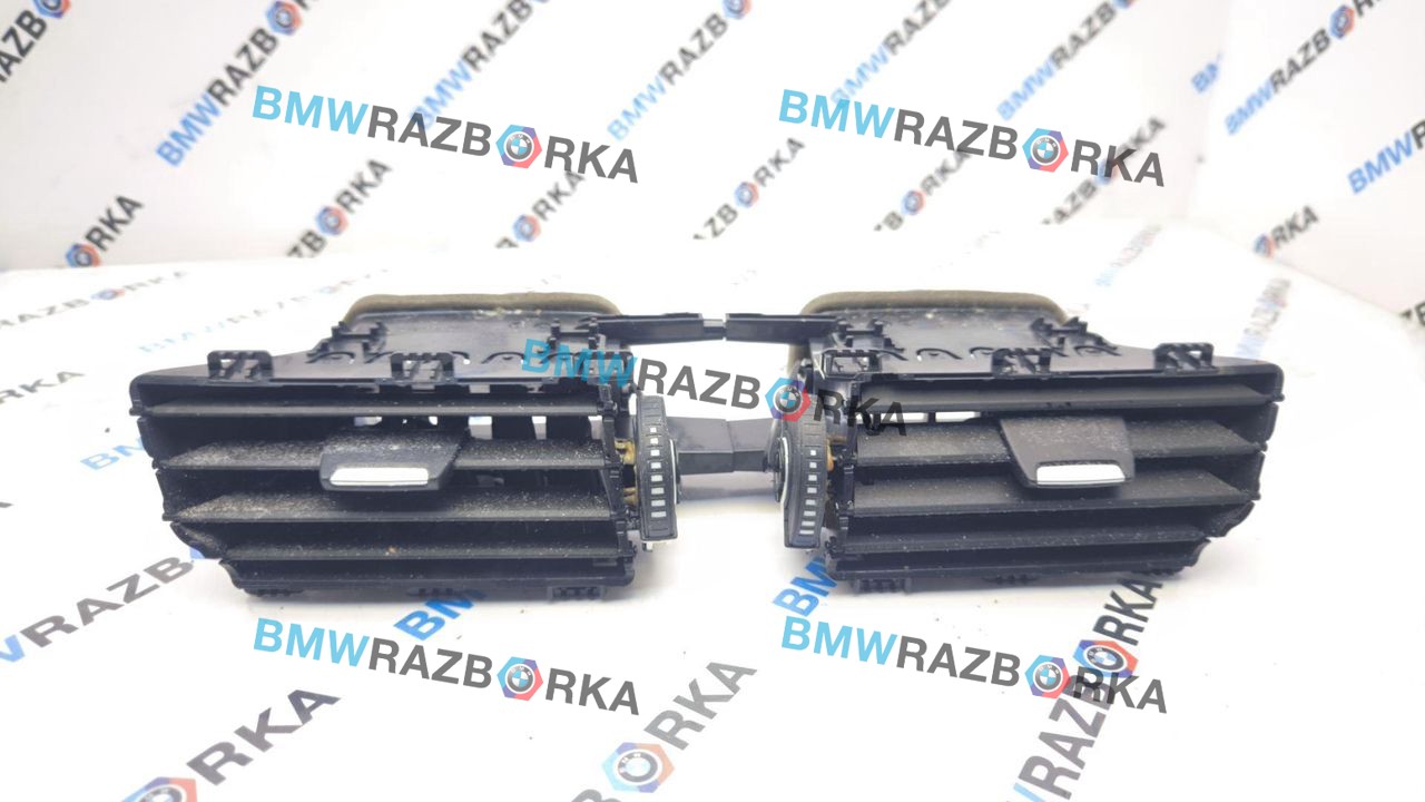 дефлектор обдува салона BMW X2 F39 2019, 2.0 л., B48A20E, бензин, 475, полный привод, 9292741