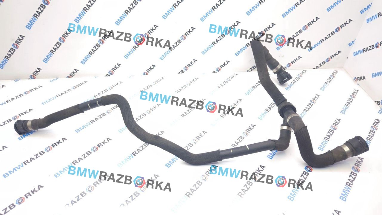 патрубок радиатора BMW M5 F90 2019, 4.4 л., S63 B44 B, бензин, АКПП, 475, седан, полный привод, 8096879, 17128096879