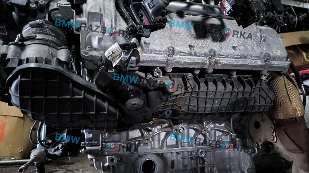 коллектор впускной BMW M5 F90 2019, 4.4 л., S63 B44 B, бензин, АКПП, 475, седан, полный привод, 8601613, 11618601613