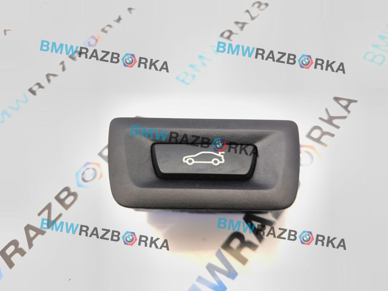 кнопка открытия багажника BMW 7 серия F01/F02 2009, 3.0 л., дизель, АКПП, седан, 9162643