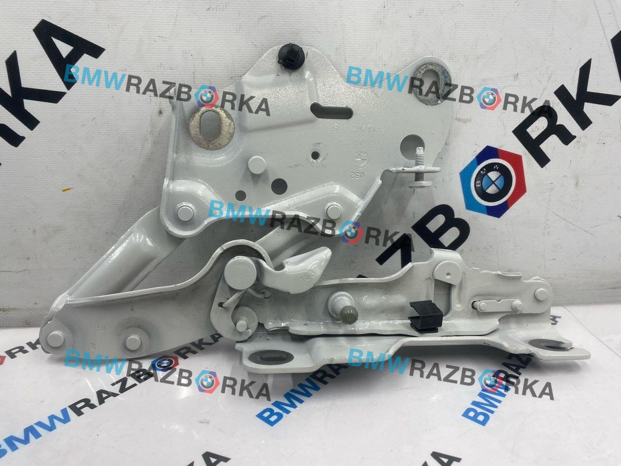 петля капота правая BMW X6 G06 [рестайлинг] G06 2023, 3.0 л., i, B58B30, бензин, АКПП, a96, внедорожник 5 дв., полный привод, 7418202