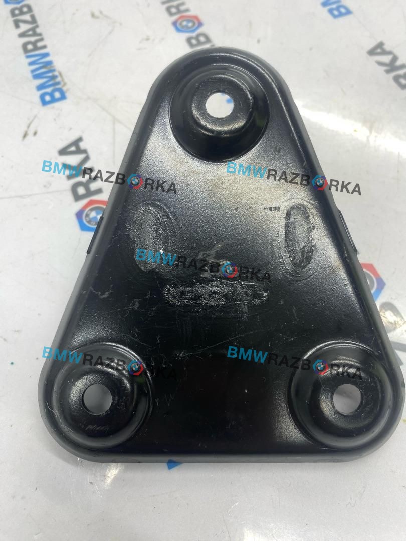 крепление аккумулятора BMW X6 G06 [рестайлинг] G06 2023, 3.0 л., i, B58B30, бензин, АКПП, a96, внедорожник 5 дв., полный привод, 6827078
