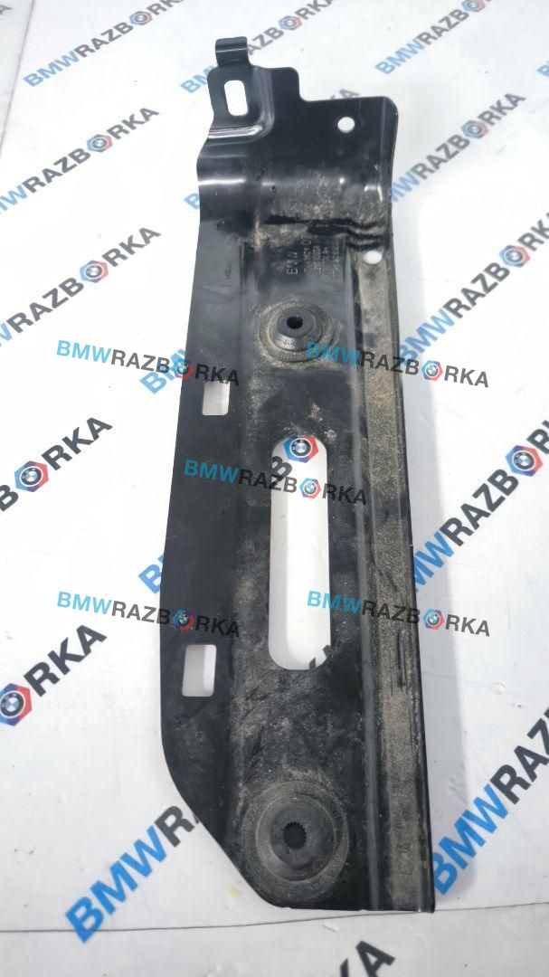 кронштейн радиатора BMW X6 G06 [рестайлинг] G06 2023, 3.0 л., i, B58B30, бензин, АКПП, a96, внедорожник 5 дв., полный привод, 51647443621, 7443621