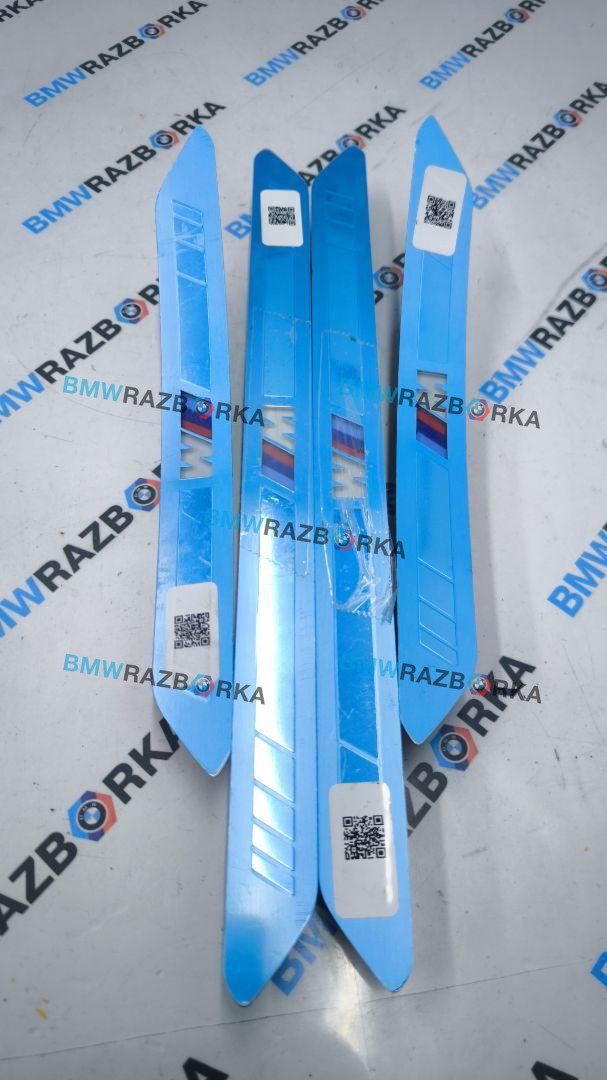 комплект накладок на пороги (внутренние) BMW X6 G06 [рестайлинг] G06 2023, 3.0 л., i, B58B30, бензин, АКПП, a96, внедорожник 5 дв., полный привод, 8069271, 8072327, 8072328