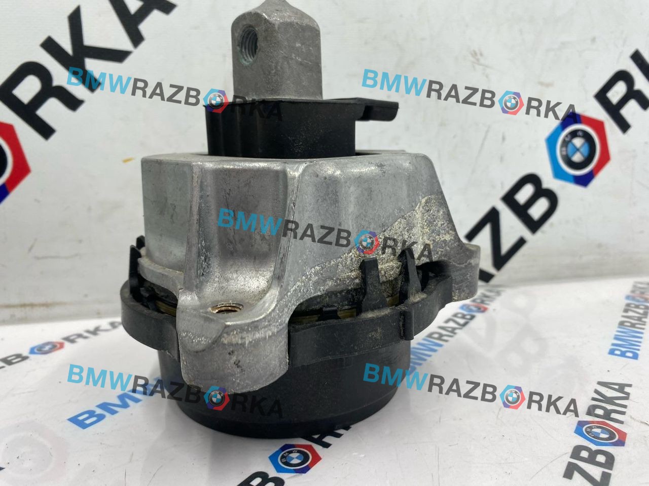 подушка крепления двигателя BMW X6 G06 [рестайлинг] G06 2023, 3.0 л., i, B58B30, бензин, АКПП, a96, внедорожник 5 дв., полный привод, 2987952